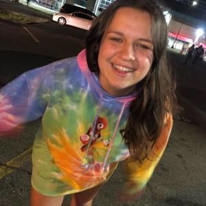 Meet your Posher, Caroline